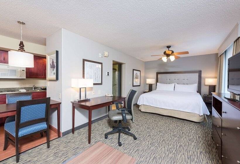 スタンダードスタジオ, Homewood Suites By Hilton Bloomington