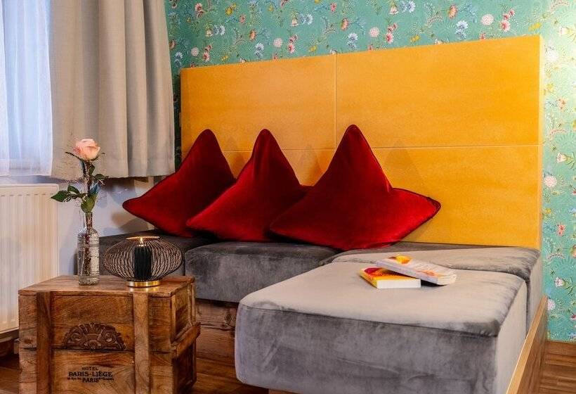 غرفة عائلية, Krone Tirol