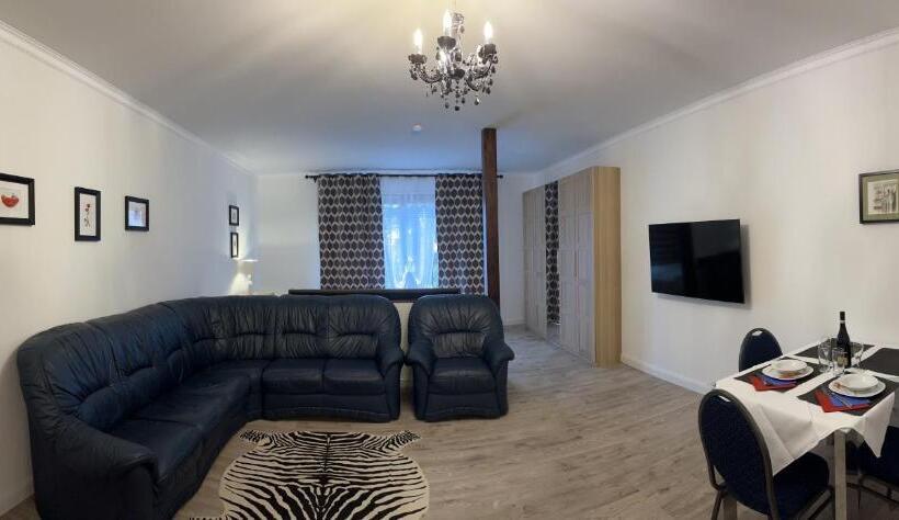 标准工作室, Pension & Apartments Waldkrieber