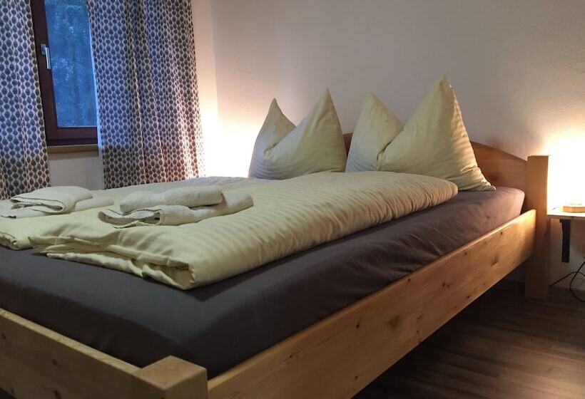 经济房, Pension & Apartments Waldkrieber