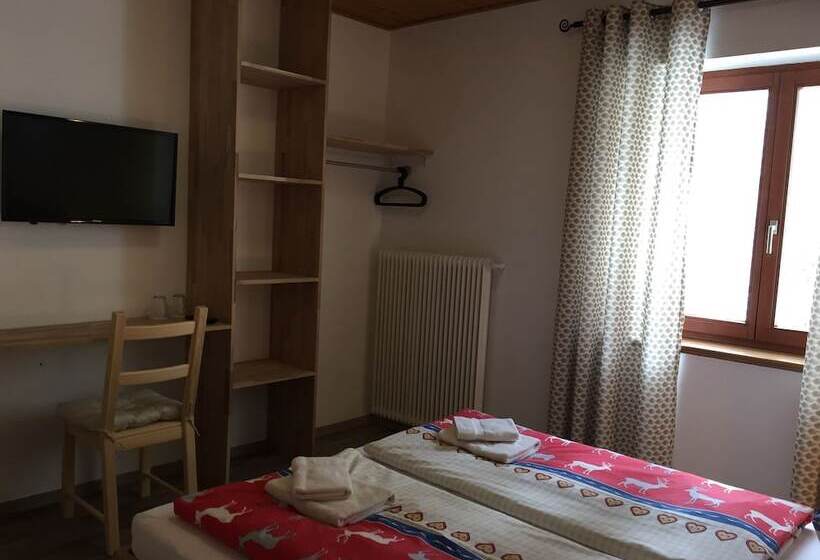 经济房, Pension & Apartments Waldkrieber