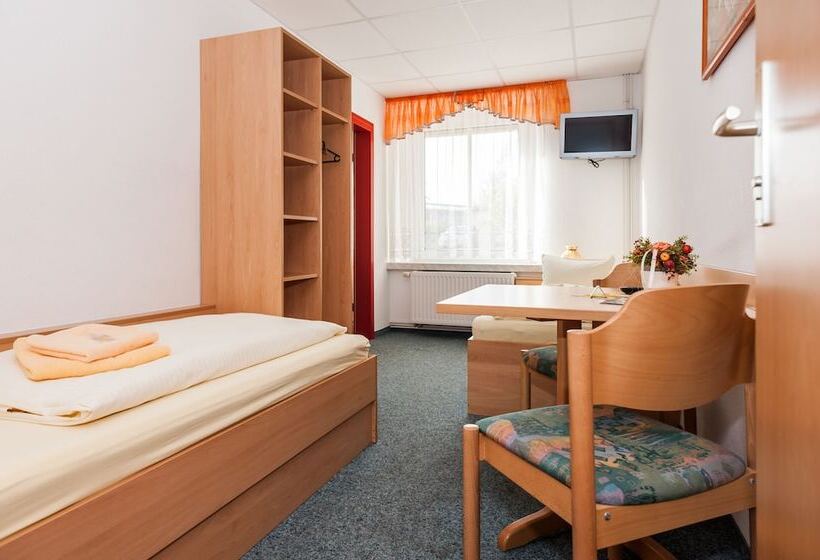 Номер Стандарт, Sportpension Dresden
