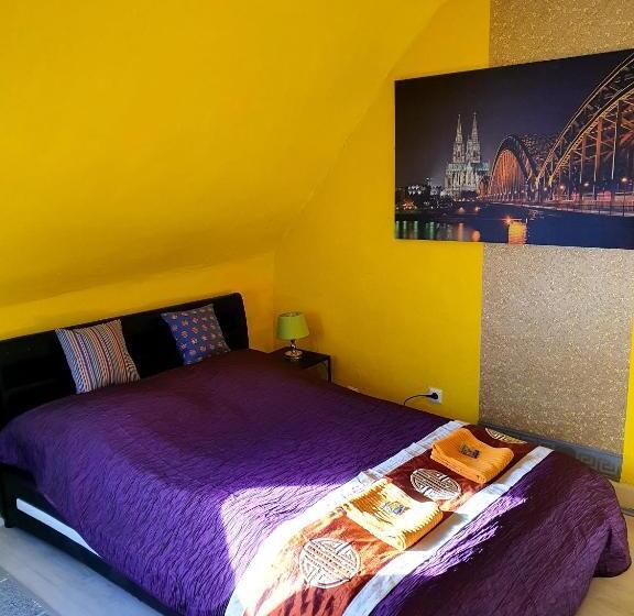 غرفة إقتصادية, Stayincologne