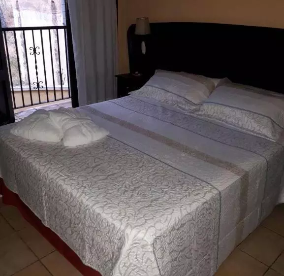 اتاق استاندارد با بالکن, Spa Vegasierra