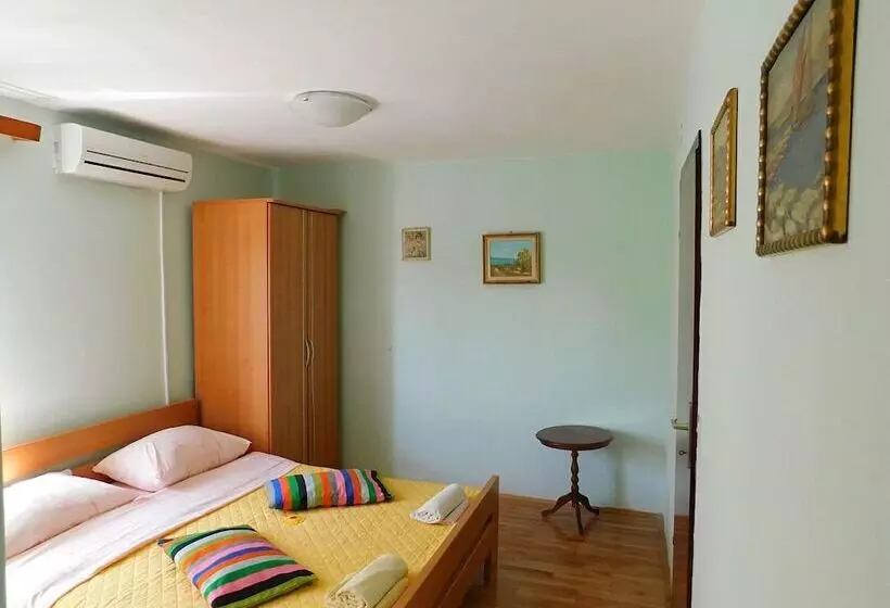 海の見える2ベッドルームアパートメント, Apartments Neno