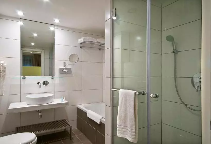 آپارتمان 1 خوابه, B Aparthotel Montgomery