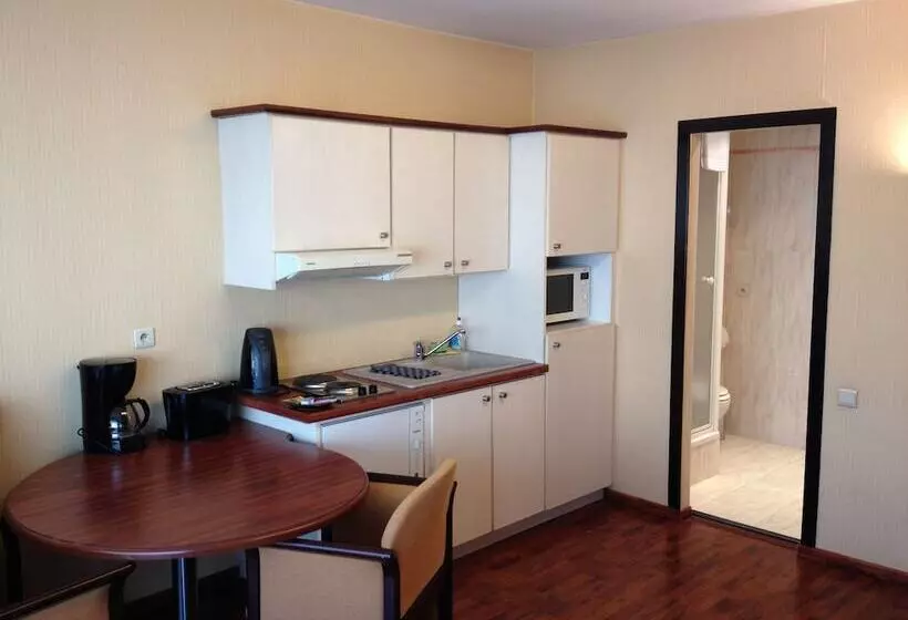 استودیوی استاندارد, B Aparthotel Montgomery