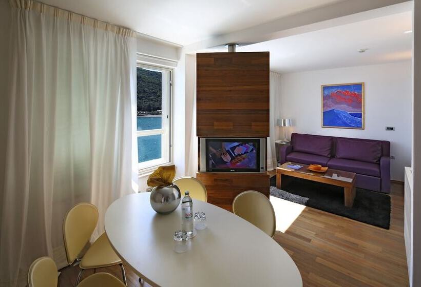 Люкс Superior Вид на Море, Boutique Hotel Adoral