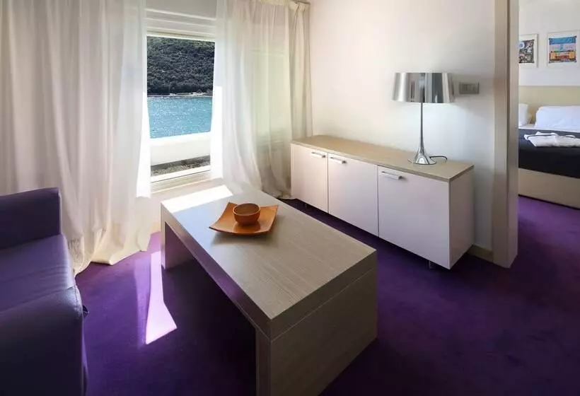 オーシャンビュースーペリアースイート, Boutique Hotel Adoral
