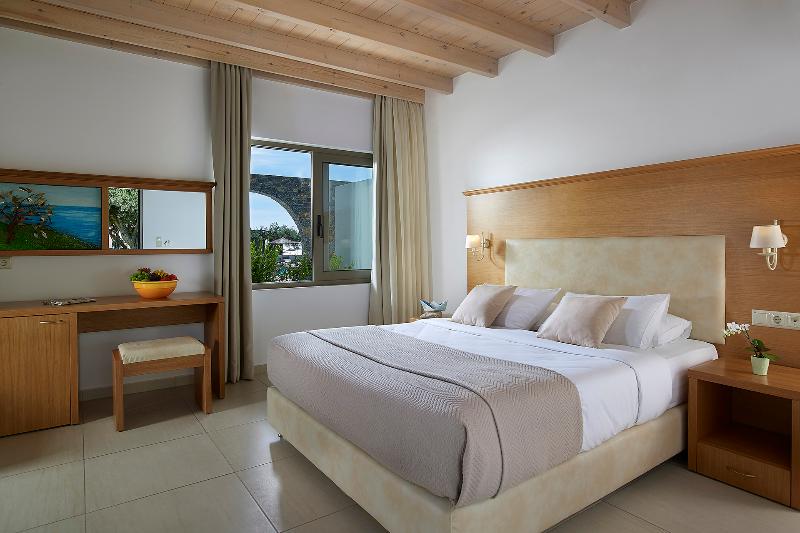 Номер Deluxe Вид на Сад, Coriva Beach Hotel & Bungalows