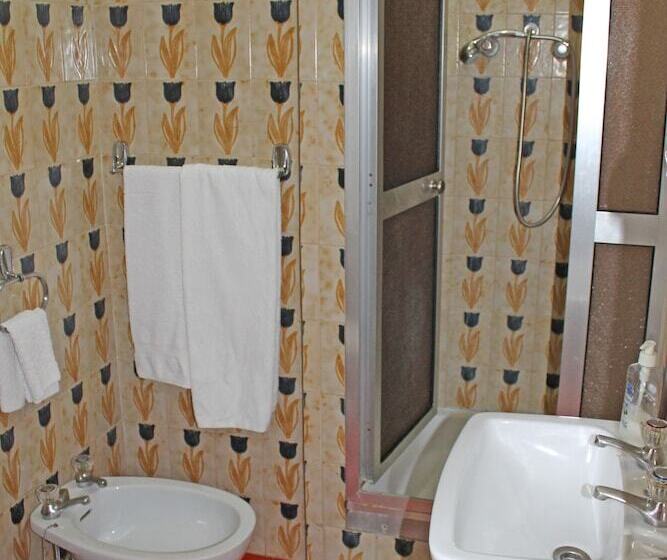 اتاق استاندارد, Franca