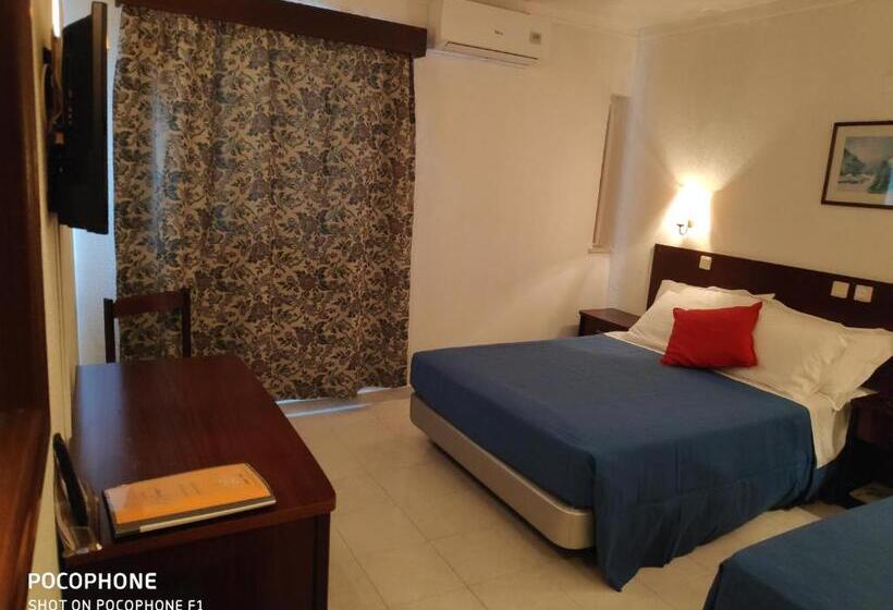 اتاق استاندارد سه نفره, Alnacir