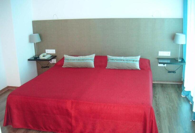 اتاق استاندارد با بالکن, Alnacir