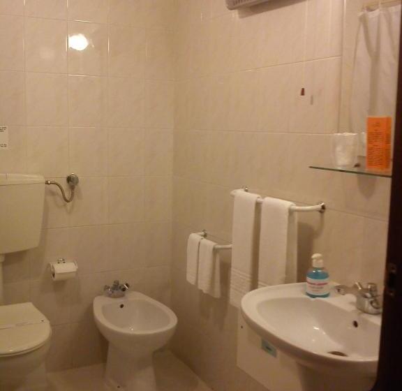 اتاق استاندارد, Alnacir