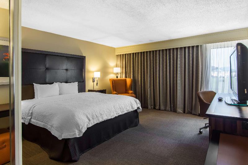 חדר סטנדרט, Brit Hotel Piscine & Spa   Fougères