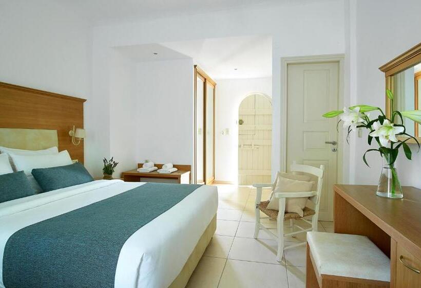 اتاق سه نفره دلوکس با چشم‌انداز باغ, Coriva Beach Hotel & Bungalows