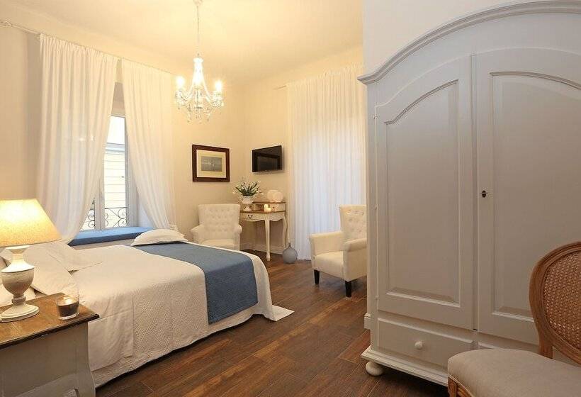 חדר סטנדרט לשלושה, Daplace  Arena House