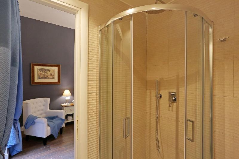 חדר סטנדרט לשלושה, Daplace  Arena House