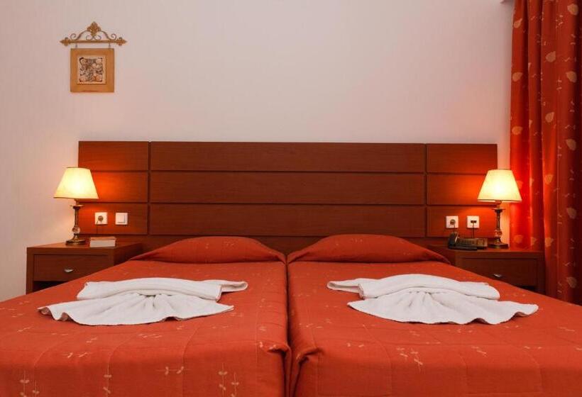 غرفة قياسية, Gaia Village