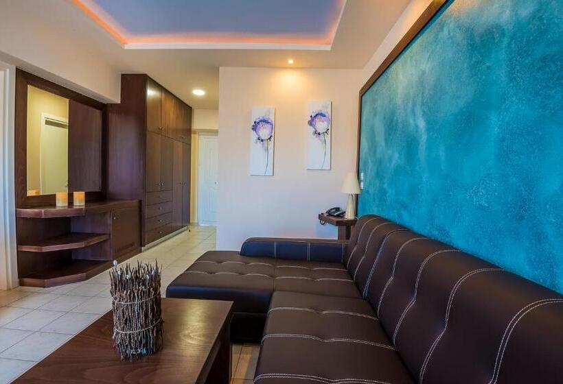 جناح جونيور, Gaia Village