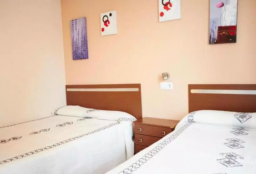 スタンダード４人部屋, Hostal Isabel