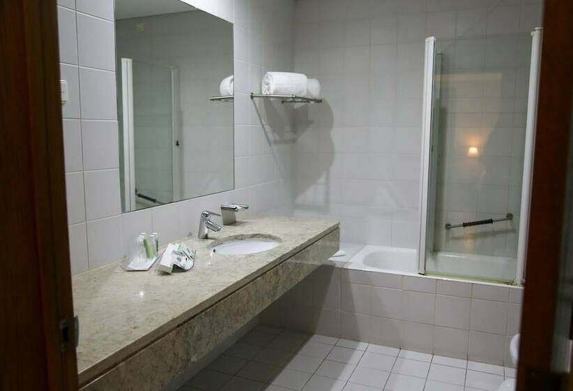 スーペリアールーム, Inatel Caparica