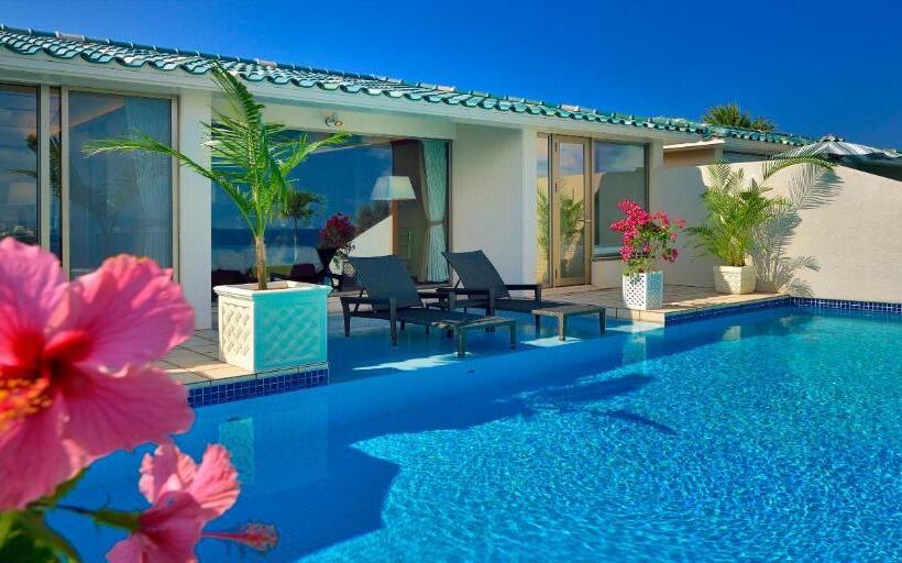 이그제큐티브 스위트, Oriental Hills Okinawa