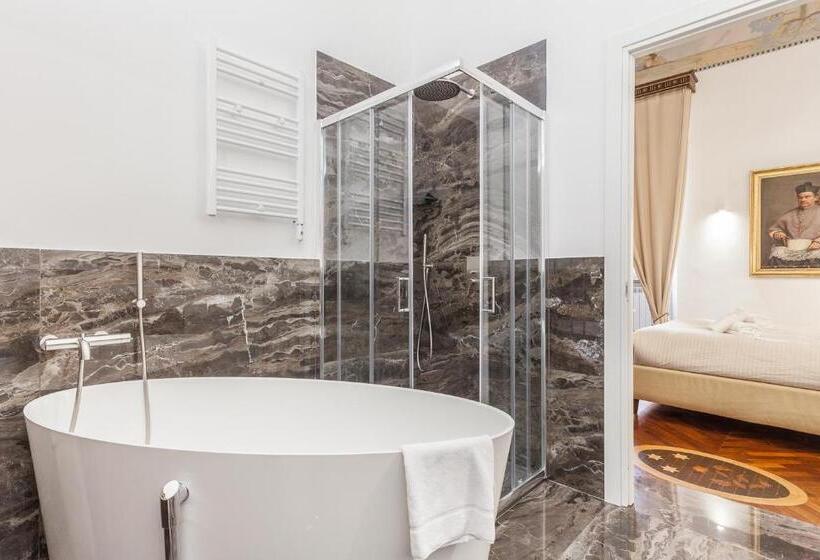 Deluxe Suite King Bed, Palazzo Del Duca Piazza Navona Guest House