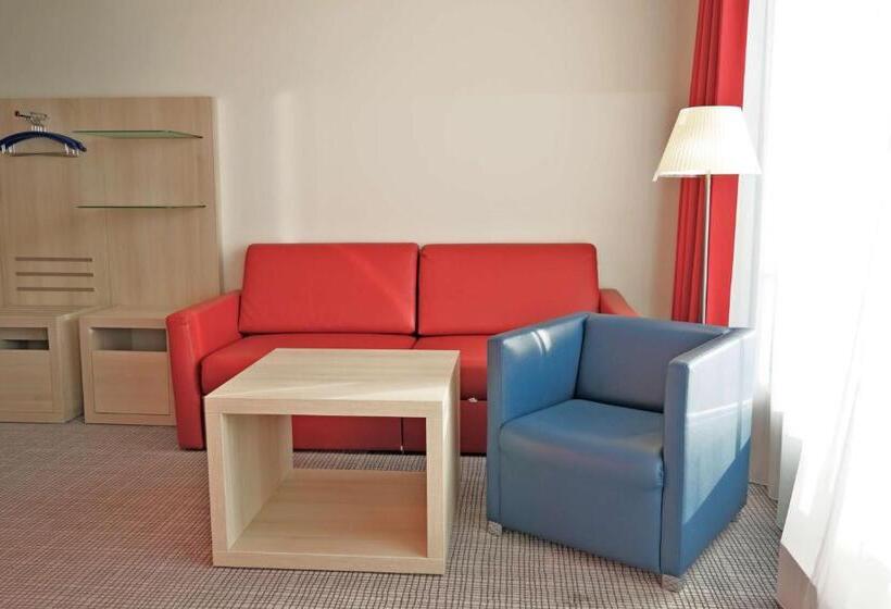 سوییت جونیور, Park Inn By Radisson Linz