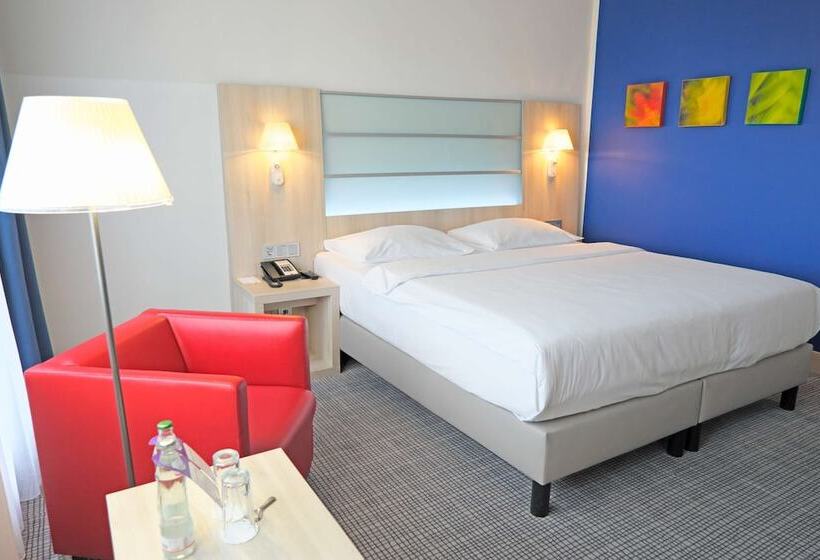 Номер Стандарт, Park Inn By Radisson Linz