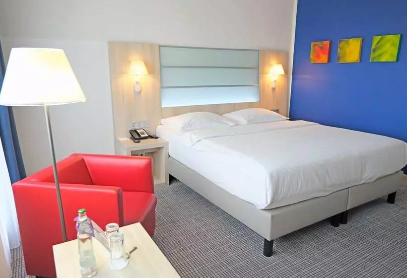اتاق استاندارد, Park Inn By Radisson Linz