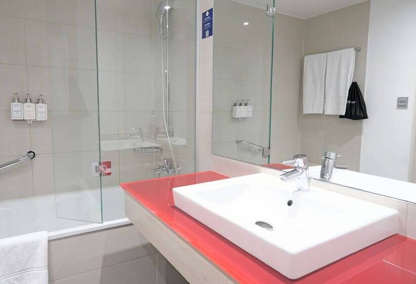 اتاق استاندارد با تراس, Park Inn By Radisson Linz