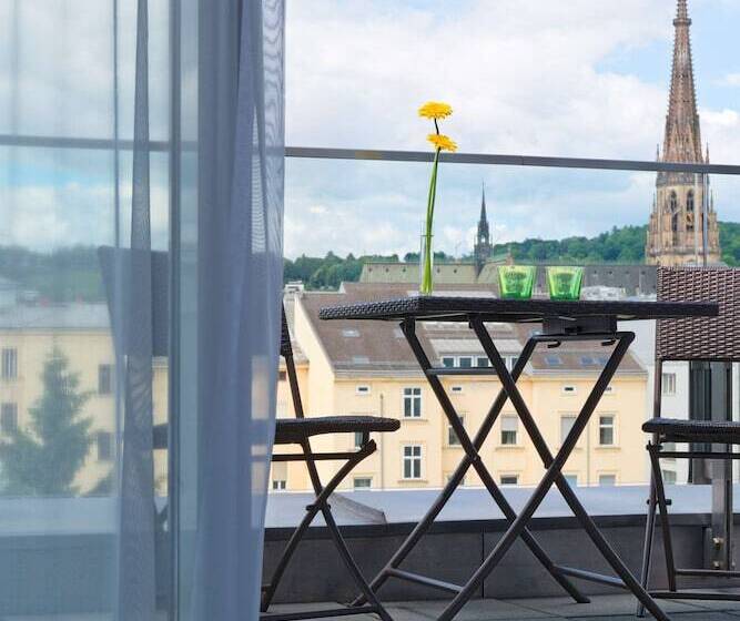 سوییت جونیور, Park Inn By Radisson Linz