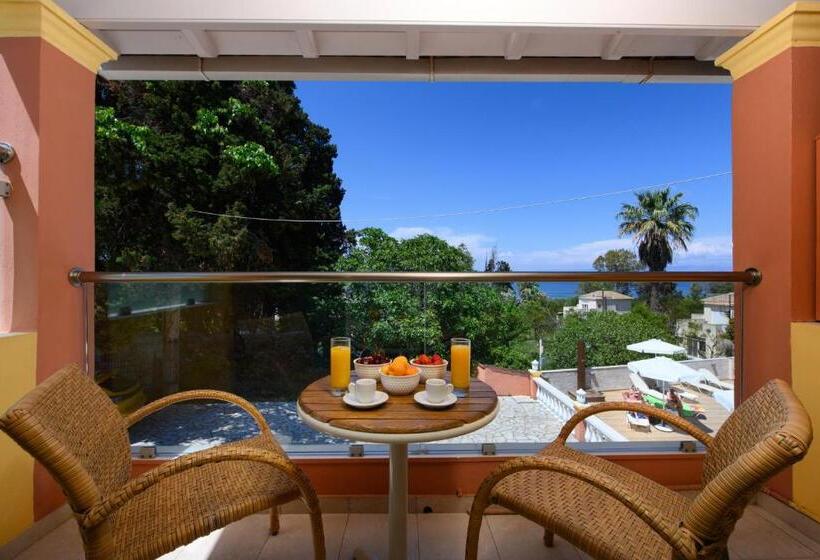 Номер Superior Вид на Бассейн, Penelope