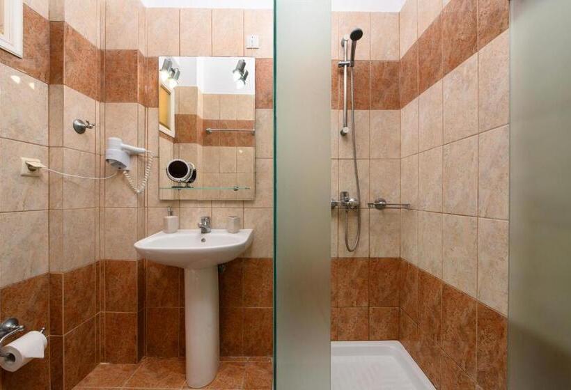 Номер Superior Вид на Бассейн, Penelope