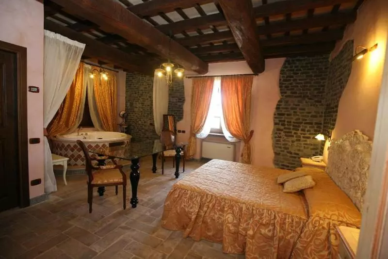 سوییت, Relais Castrum Boccea