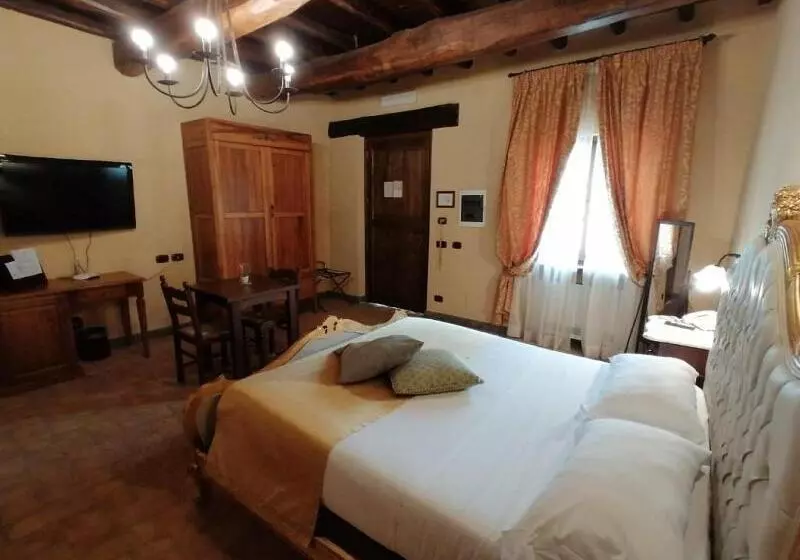 سوییت جونیور, Relais Castrum Boccea