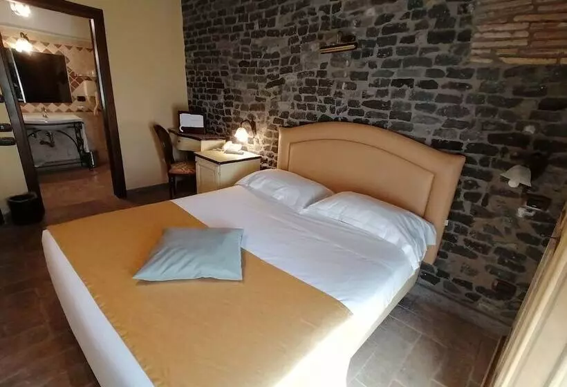 اتاق کلاسیک, Relais Castrum Boccea