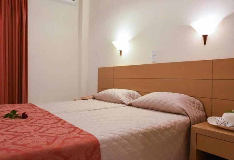 Номер Стандарт Вид на Море, Eurohotel Theo