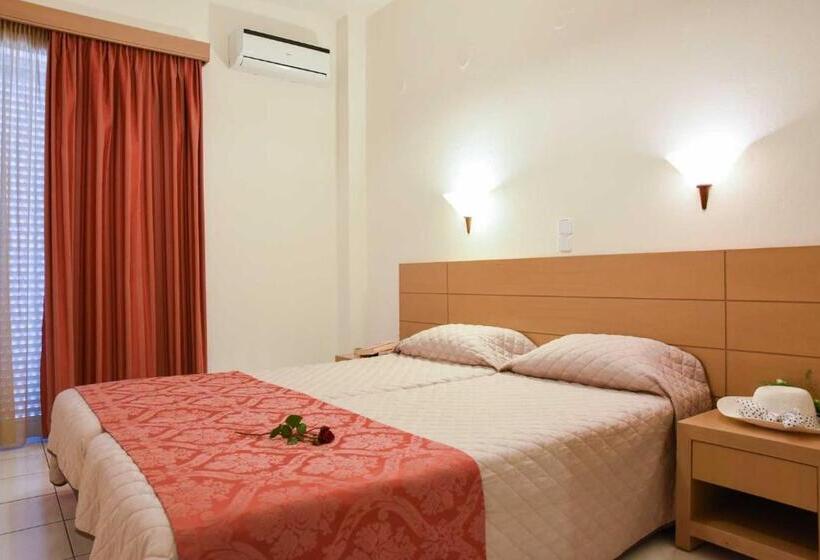 Номер Стандарт Вид на Сад, Eurohotel Theo