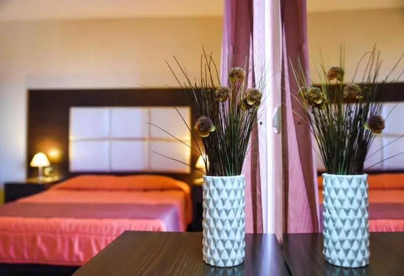 海の見えるスタンダードスタジオ, Eurohotel Theo