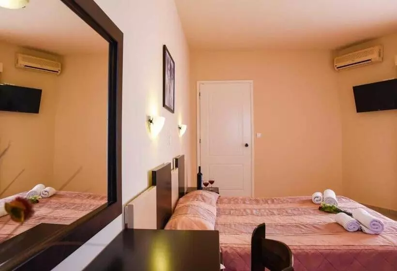 庭の見える１ベッドルームアパートメント, Eurohotel Theo