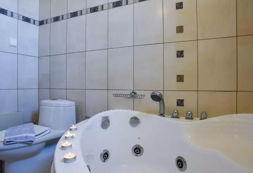 プール付き１ベッドルームヴィラ, Eurohotel Theo