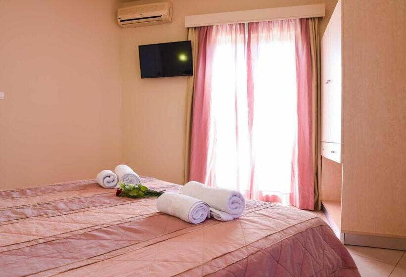 Апартаменты 2 Спальни, Eurohotel Theo