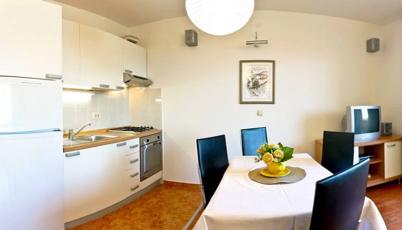 带1个卧室的高级公寓, Villa Midea