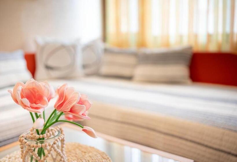 １ベッドルームアパートメント, Zeus