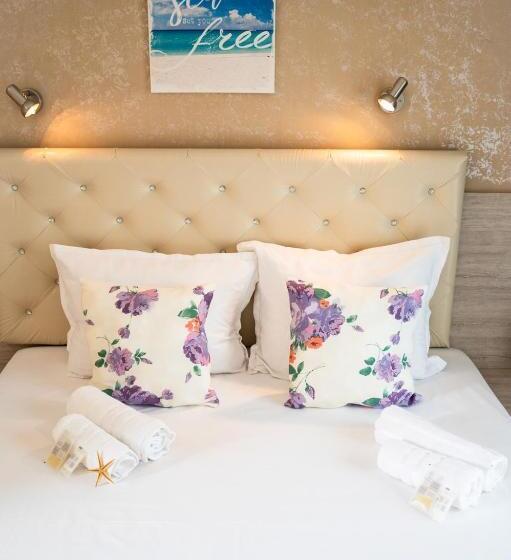Quarto Deluxe, Zeus