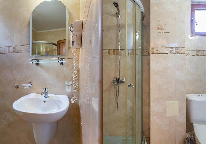 スタンダードルーム, Zeus