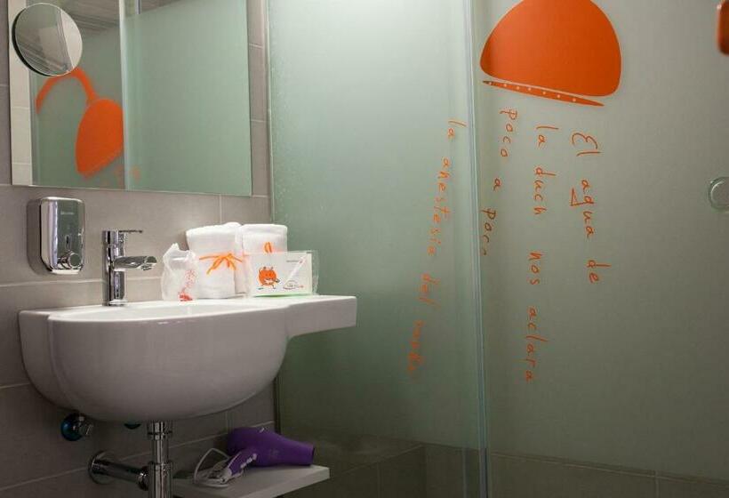 חדר משפחתי, Bed4u Pamplona