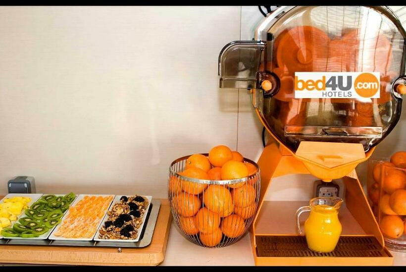 חדר סטנדרט לארבעה, Bed4u Pamplona